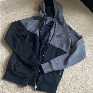 Alphalete Men’s Zip up sweater